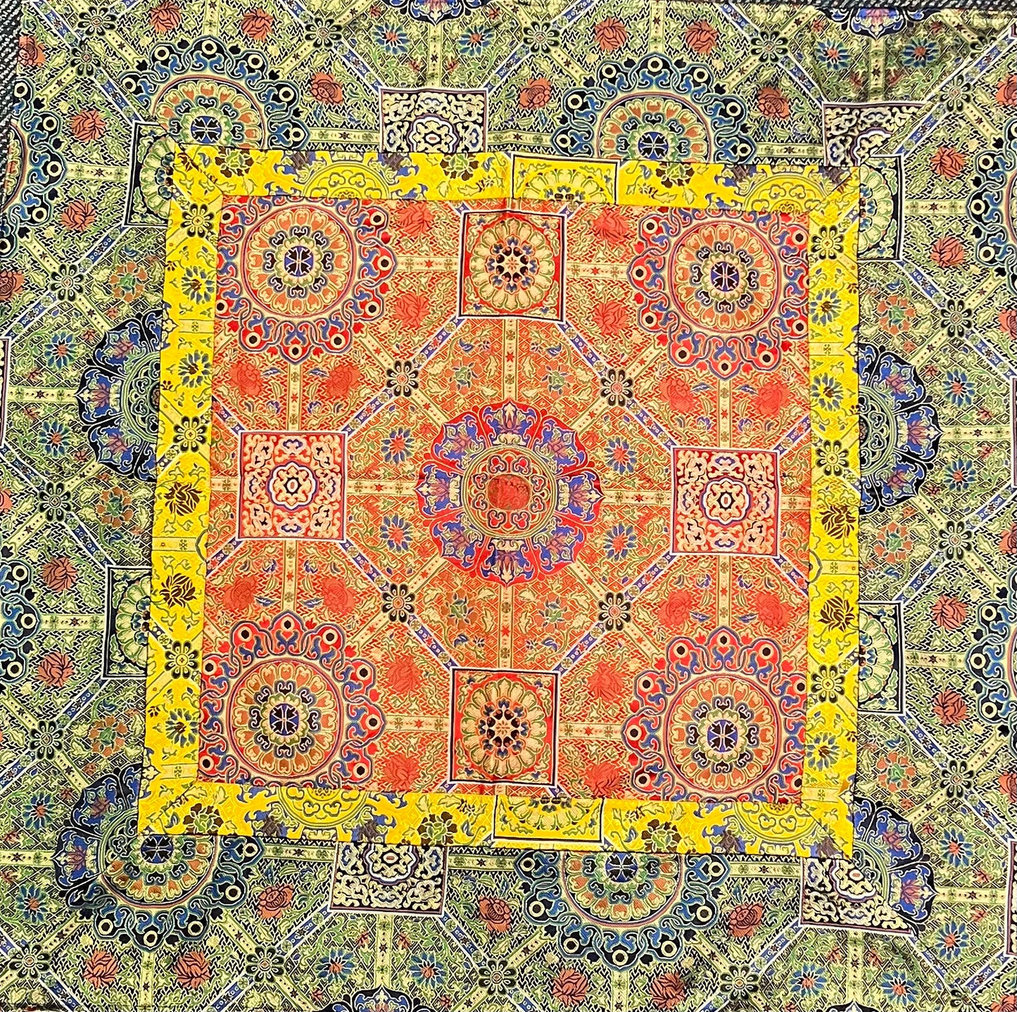 BROCADE TABLE COVER 38X38