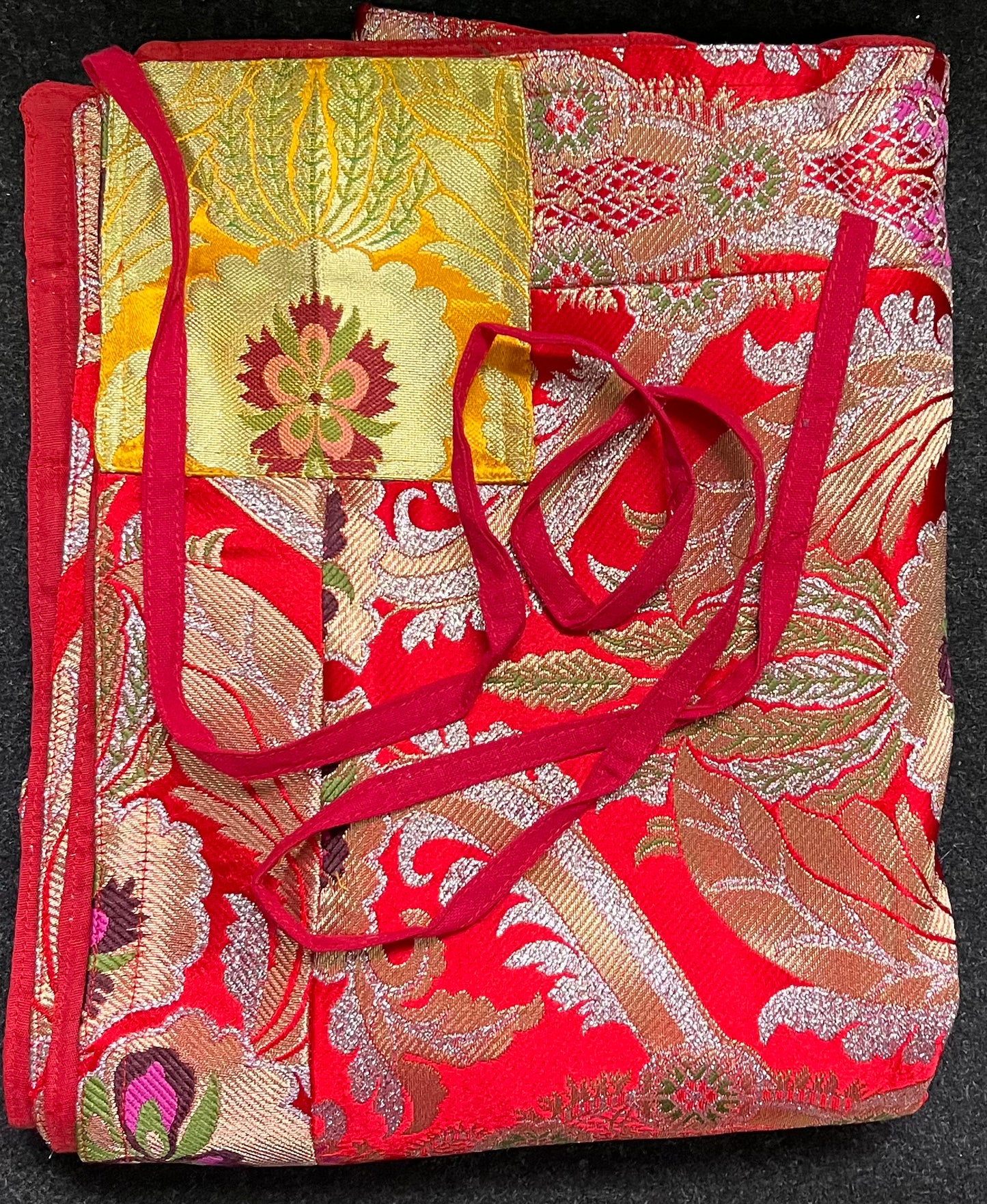 SILK BROCADE MANDALA COVER /KHATI