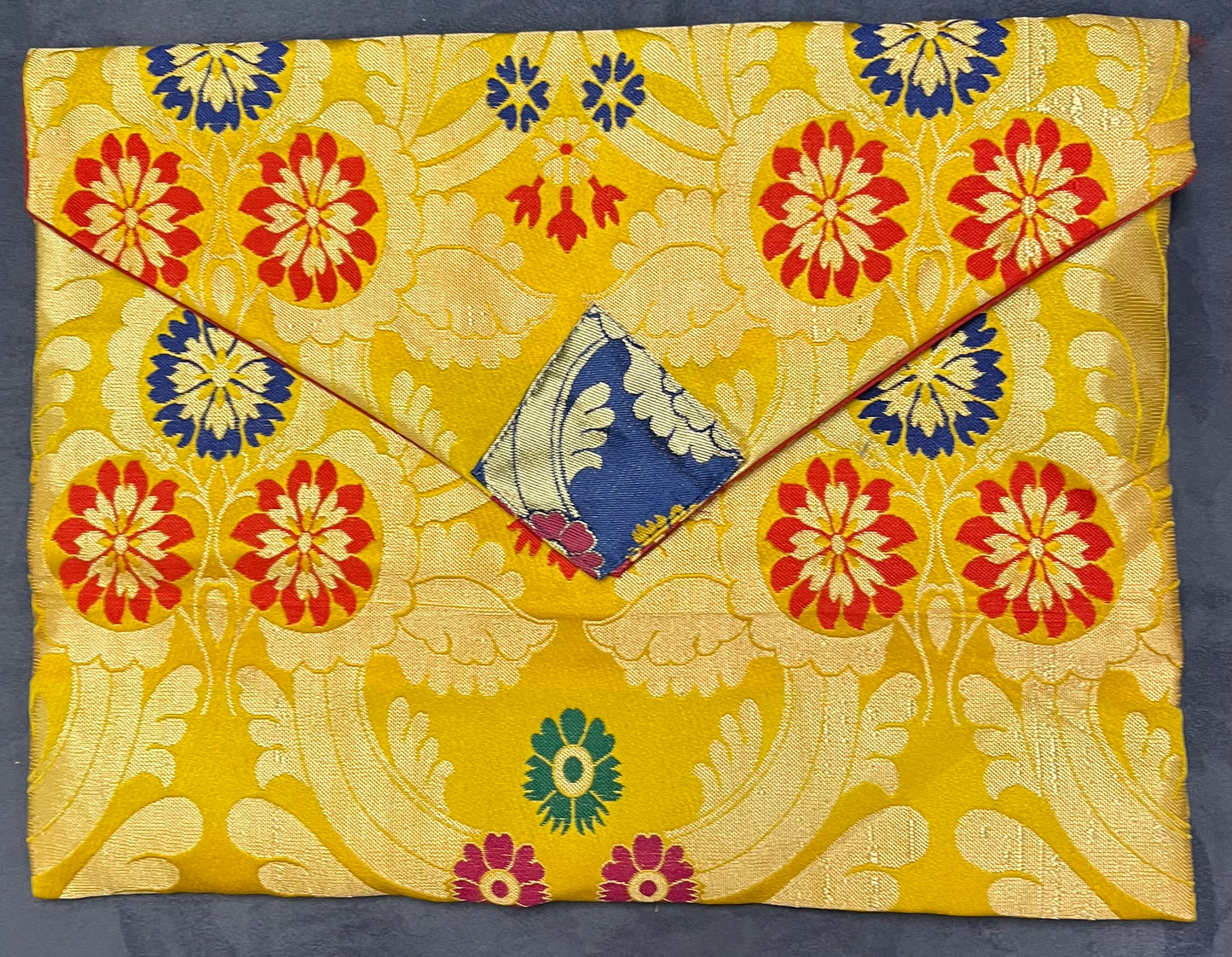 PACHA/BOOK COVER LARGE