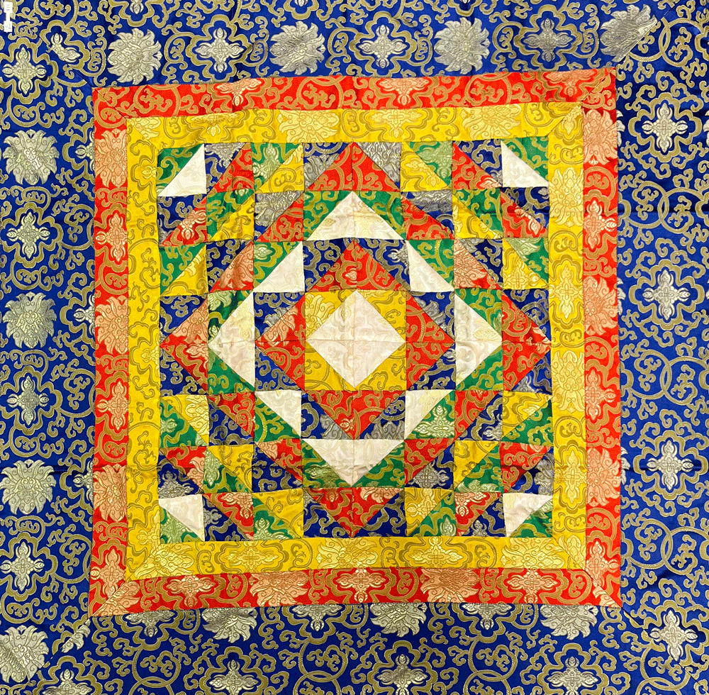 BROCADE TABLE COVER 38X38