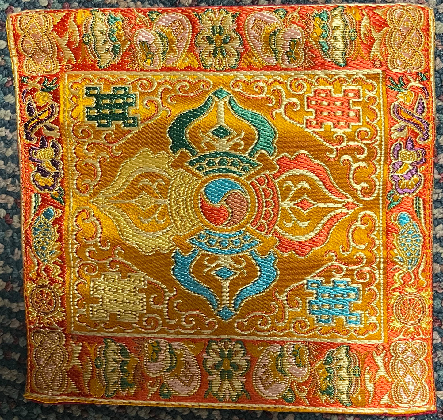 BROCADE BELL AND VAJRA MAT 4"4"