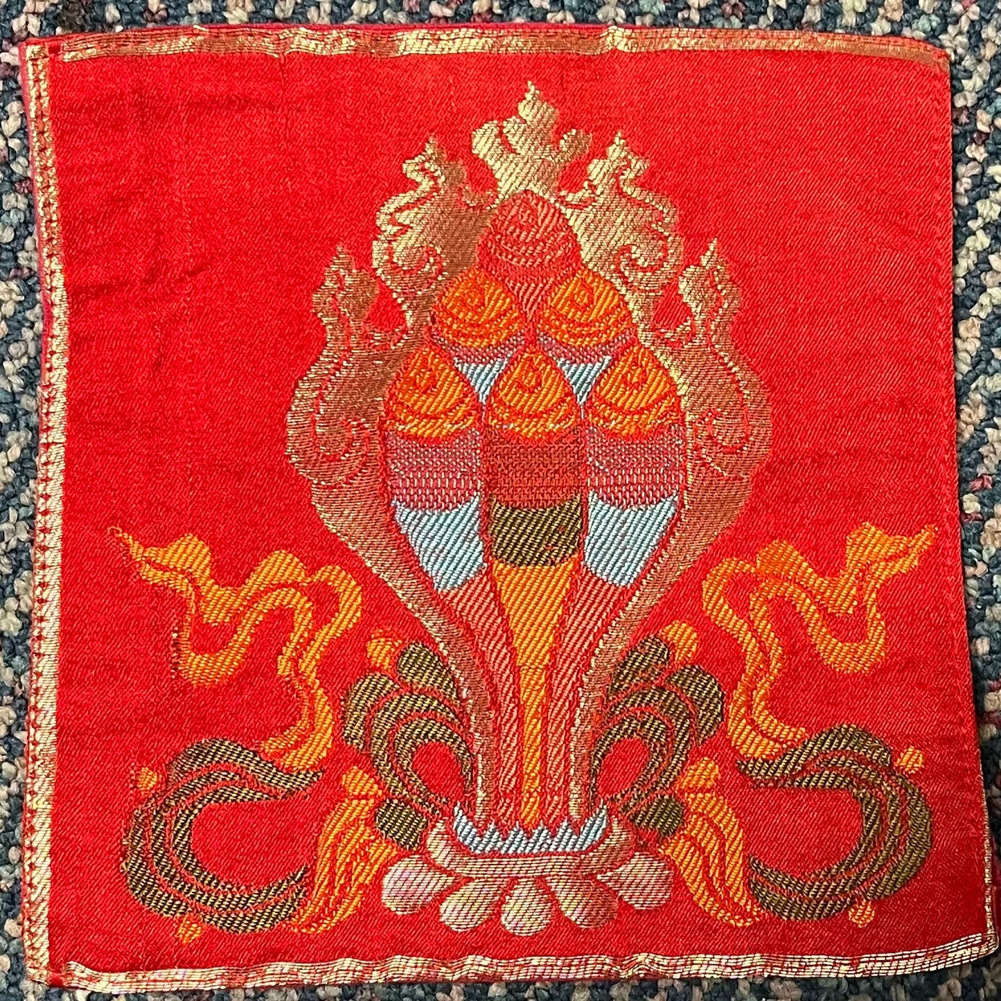 BROCADE BELL AND VAJRA MAT 4"4"