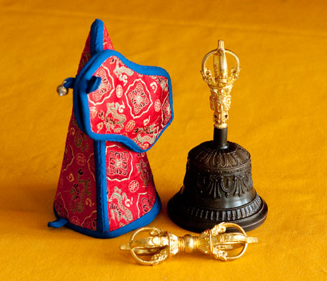 BELL & DORJE HIGH QUALITY W/COVER